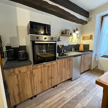 "La Petite Maison" Triplex Au Centre Ville - Les Terres Du Roy Avallon Kültér fotó