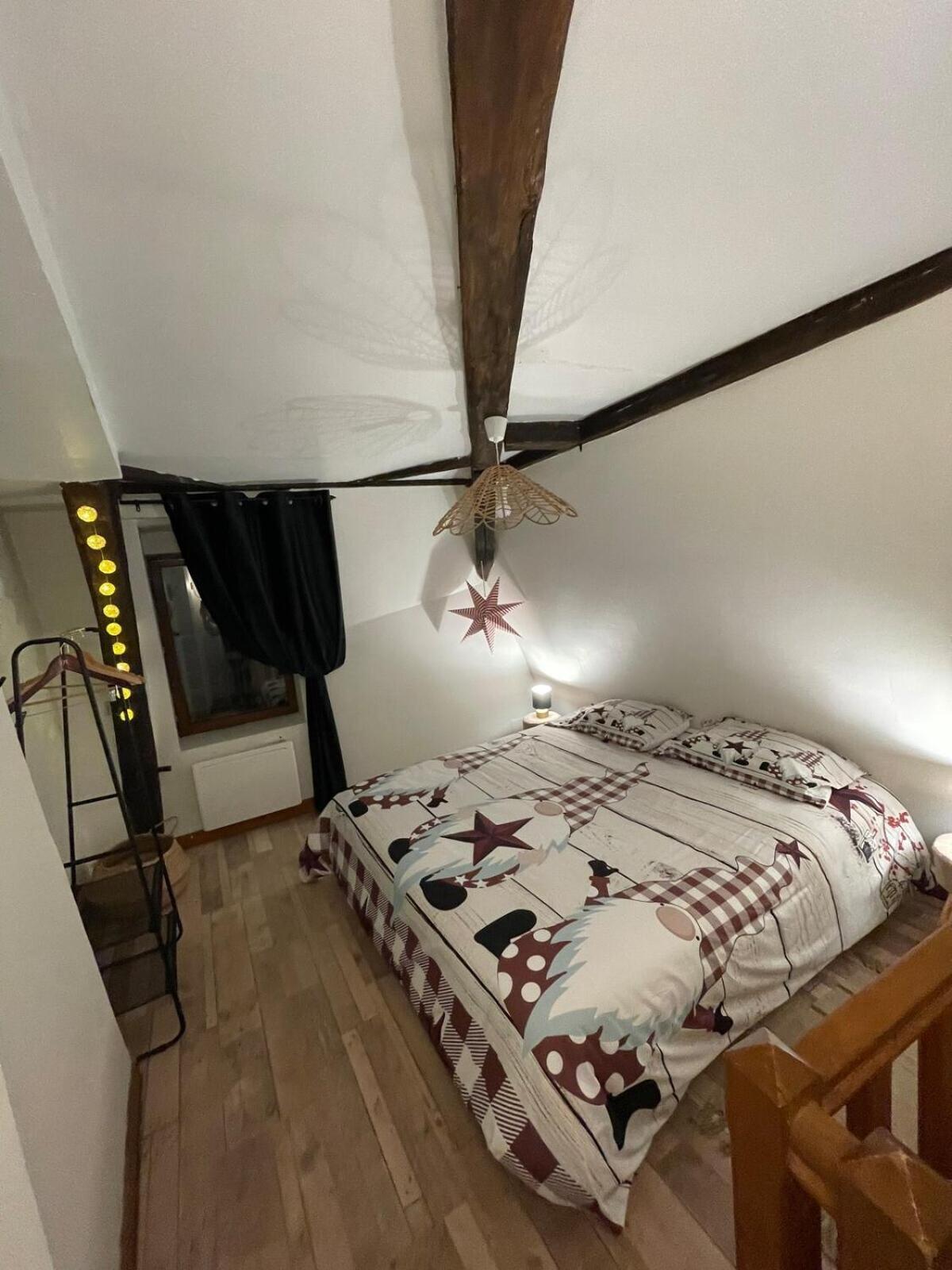 "La Petite Maison" Triplex Au Centre Ville - Les Terres Du Roy Avallon Kültér fotó